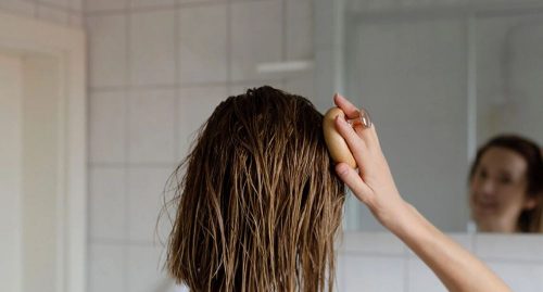 كيف استخدم زيت اكليل الجبل Mielle